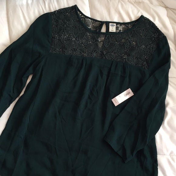Old Navy Tops - 🍒 DONATING 5/24 🍒 Forest Green Yoke Top 🌿